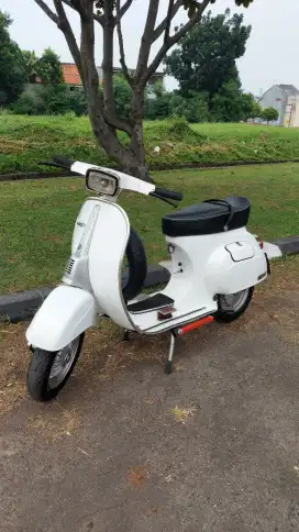 Vespa PTS 100 Tahun 1981