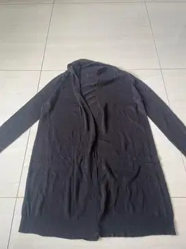cardigan hitam lengan panjang h