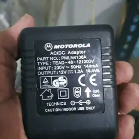 Adaptor Motorola Gp2000  Jek Lobang biasa  Untuk Casan Motorola Gp68