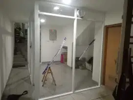 Pintu kaca aluminium