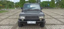 Jual Mobil Chevrolet Trooper Diesel LS 5 Pintu Tahun 1990