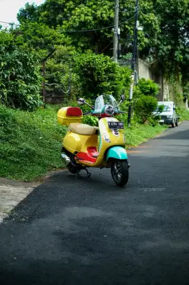 PIAGGIO VESPA MATIC LX 125 IGET TERMURAH BERGARANSI ( BISA KREDIT )