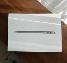 Macbook Air 13 inch M1 Chip 8GB 256GB SSD