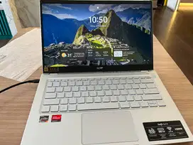 Laptop Premium Acer Swift Go 14 Bekas Like New