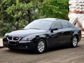 BMW 520i 2004 Bensin