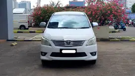 toyota kijang innova g diesel 2012 putih pajak panjang matic cash kred