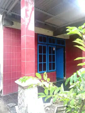 Disewakan rumah pribadi