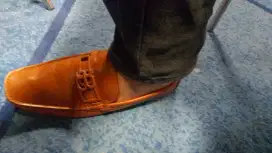 Dijual sepatu Bonia ukuran 42
