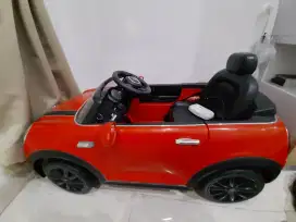 Mobil mainan aki minicooper pilko cabrio