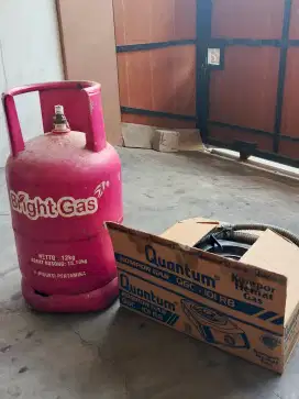 Dijual Murah Gas pink 12 jg dan Kompor Quantum 1 tungku