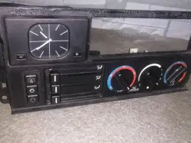 Panel tengah BMW e34 520i