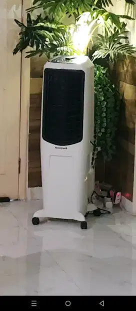 AIR COOLER HONEYWELL TC30PE LIKE NEW CONDITION 1000% OK NEGO.