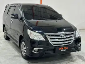 INNOVA BARONG G LUXURY CAPTAIN SEAT 2.0 2015 AUTOMATIC ISTIMEWA!!