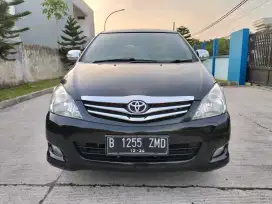 Toyota Kijang Innova V Lux Automatic 2010