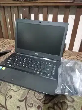 Laptop Acer Intel core i7 double VGA Nvidia GeForce Ram 8gb SSD M2 256