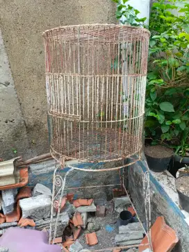 Kandang Burung dan Ayam Besi Kokoh Kuat