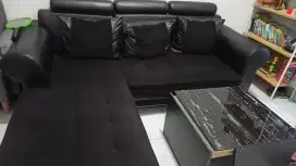 Jual cepat sofa L bekas warna hitam (tanpa meja)