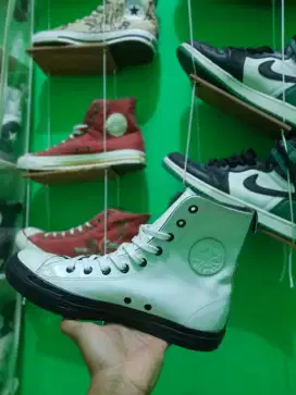 Converse kulit letaher 8 hole HIGH