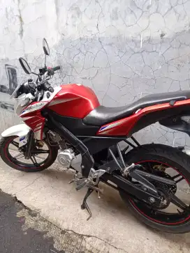 Jual motor Vixion 2015