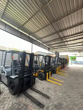 FORKLIFT  BEKAS HARGA MENYESUAIKAN