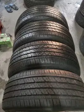 Bridgestone dueler 245 50 R20