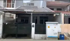 Rumah Disewakan/Dikontrakan DiPerum Villa kelapa dua MINIMUM SEWA 2THN