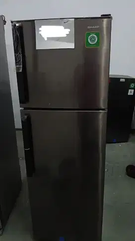Kulkas 2 pintu Sharp SJ-326GC