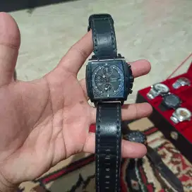 Jam tangan pria