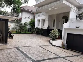 Rumah Mewah Lokasi Super Elit KL. Hang Tuah, Kebayoran Baru