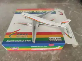 Die Cast Airplane 1:400