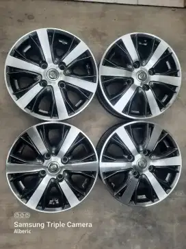 Velg R15 4x114 ori Grand livina HWS