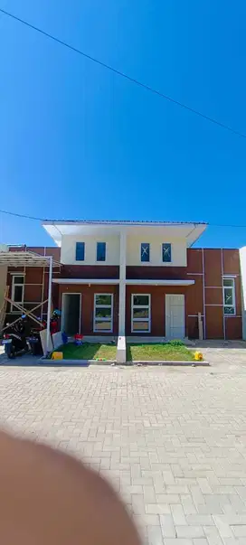 RUMAH SIAP HUNI LOKASI STRATEGIS DI HERTASNING BARU MAKASSAR