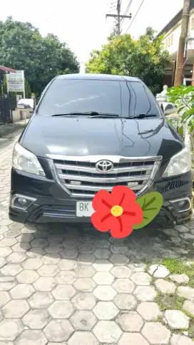 Dijual Kijang Innova matic 2013