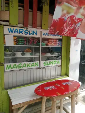 Di butuhkan karyawati buat di warung nasi