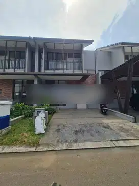 Disewakan Cepat Rumah Baru 2lt di Suvarna Sutera Cluster Dakota