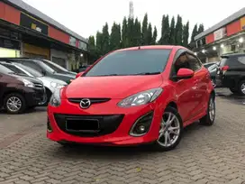 Mazda 2 r manual 2011 merah cicilan 2jtaan