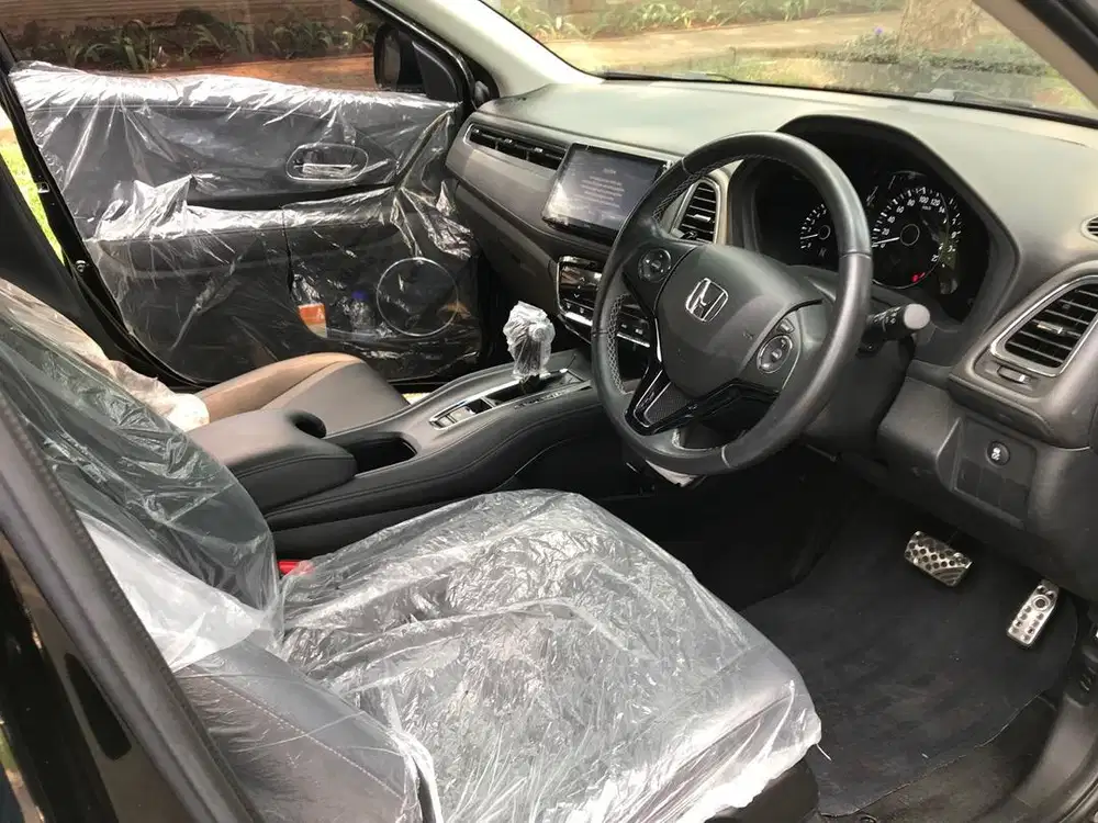 HRV SE 2019  - TERAWAT, TANGAN 1 - JUAL CEPAT .