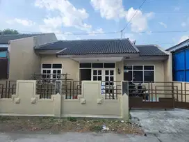 Rumah disewakan 110 m²