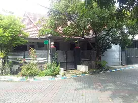 Rumah 2 jadi 1 Pojok, Perum Kahuripan NIrwana, Sidoarjo Kota