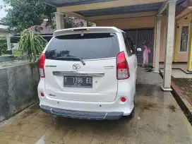 Avanza Veloz luxury 1.5 A/T