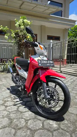 Yamaha F1ZR Asli Marlboro