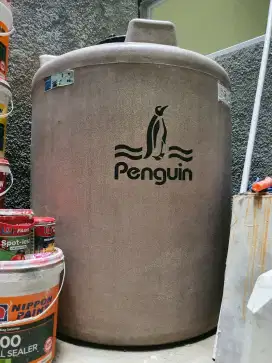 Toren Tangki Air Penguin Baru