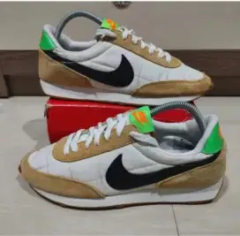 Sepatu Nike daybreak size 40