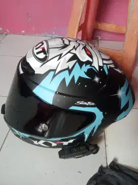 Helm kyt tt course