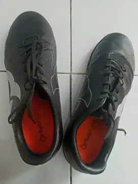 Dijual Sepatu Futsal Ortuseight