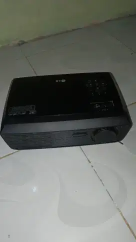 Jual Proyektor LG