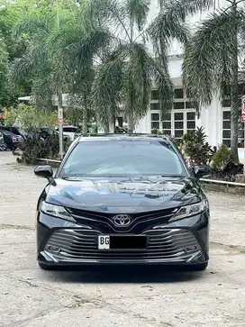 [low Km 18 rb] Toyota Camry V 2.5 Matic 2019, New Model, 2021/ 2020