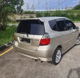 Honda Jazz idsi kondisi super