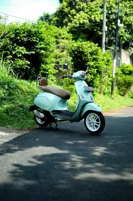 PIAGGIO VESPA MATIC PRIMAVERA IGET TERMURAH BERGARANSI ( BISA KREDIT )