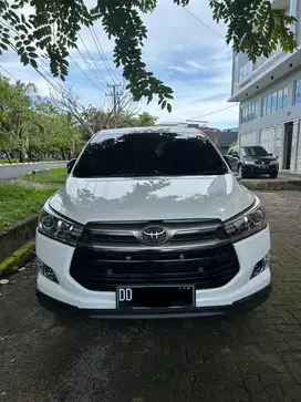 Dijual innova reborn tipe V Diesel KM super rendah